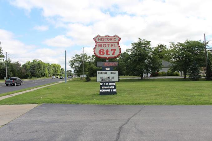 Blisspoint Inn Fka Motel 6T7 Indianapolis Exteriör bild